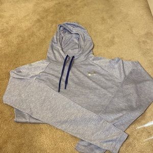 UnderArmour loose light weight sweatshirt